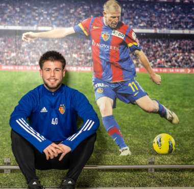 FCB-Juwel Chipperfield nach Super-League-Debüt: «Im Kopfballspiel ist mein Vater hundertmal besser»