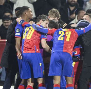 Die Noten zum FCB-Triumph in der Conference League: Ein FCB-Routinier überragt alle