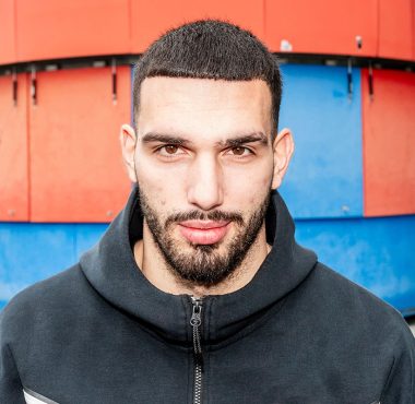 Er hätte Arzt werden sollen, jetzt hält Adrian Barisic die Abwehr des FC Basel zusammen