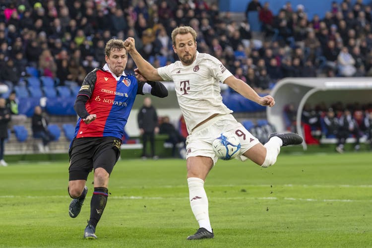 Der Basler Captain Fabian Frei gegen den Münchner Publikumsmagneten Harry Kane.