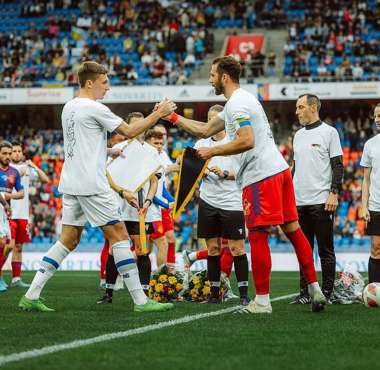 Dynamo Kiew gewinnt das «Match for Peace» im Joggeli